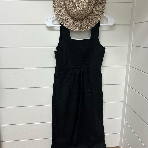Effortlessly Chic Black Linen-Blend Old Navy Linen Shift Dress - Picture 1 of 5